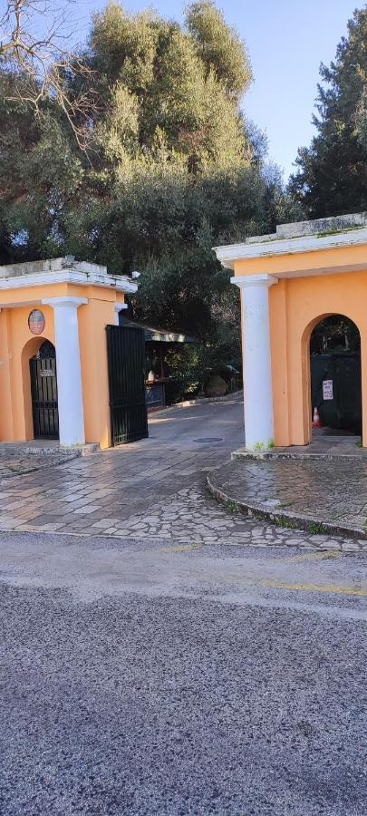 Mon Repos Paleopolis Cosy Apartment Corfu  Exterior photo